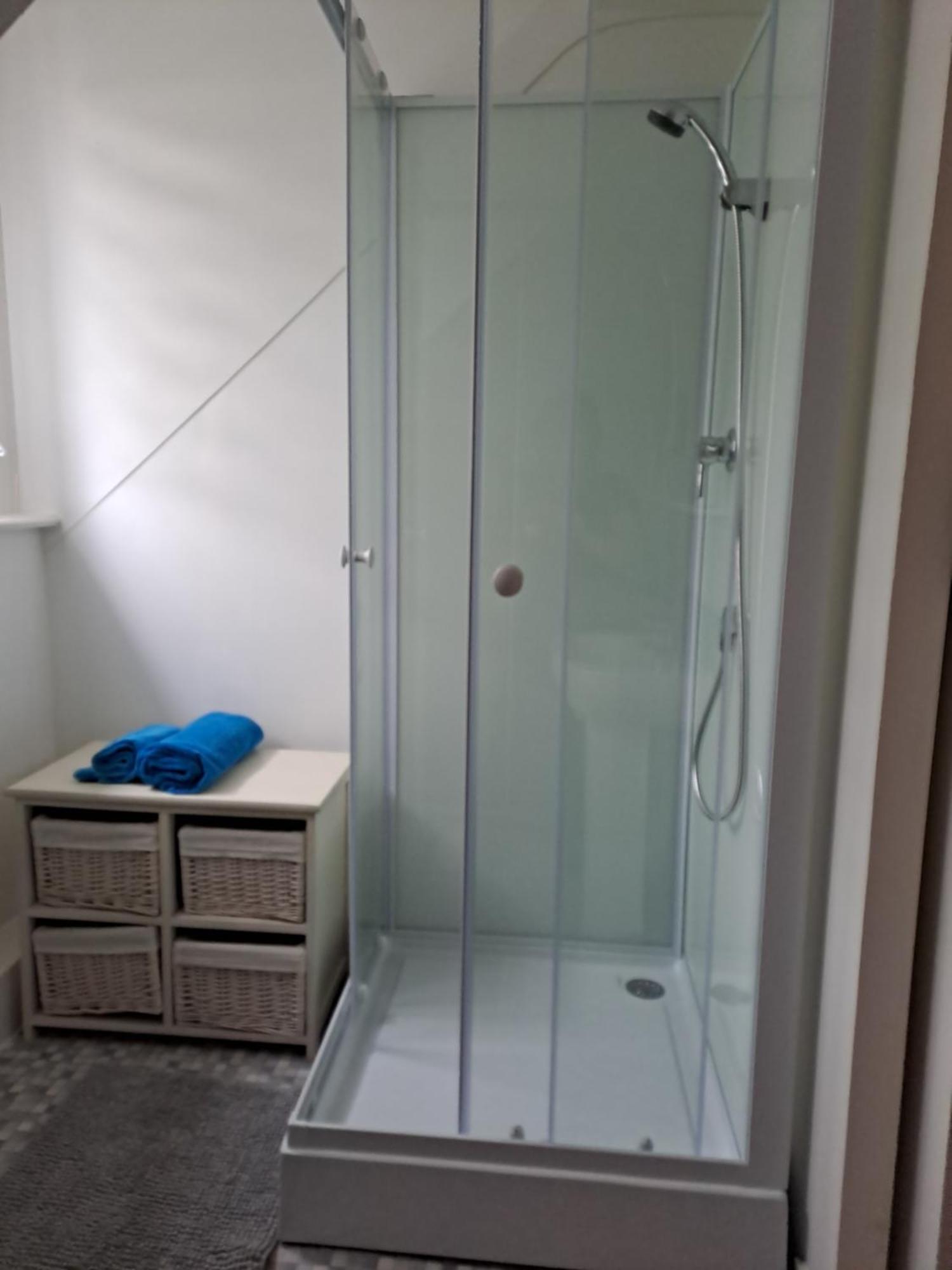 Chambres Dhotes Numero 1 Шатолен Экстерьер фото